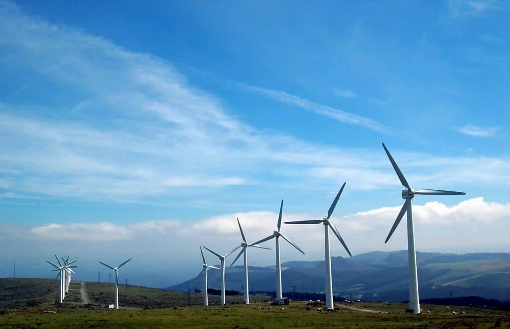 energia-eolica-sulle-montagne-della-galizia