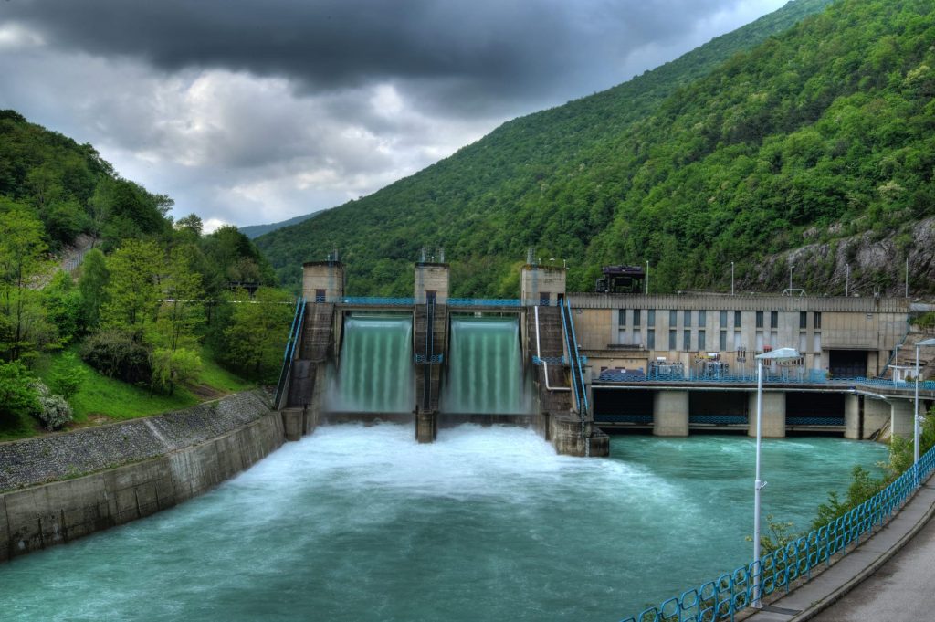 centrale-produzione-energia-idroelettrica